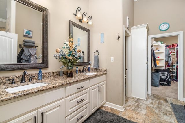 19 Oviedo Way, Hot Springs Village, AR 71909