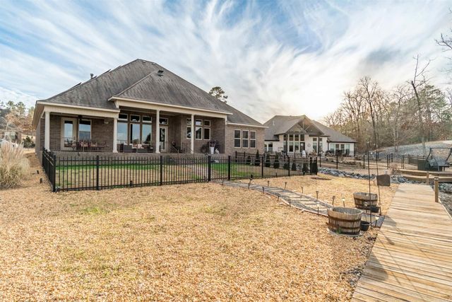 19 Oviedo Way, Hot Springs Village, AR 71909