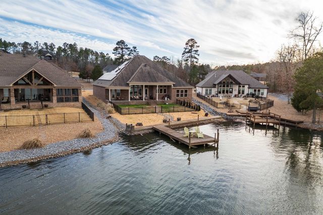 19 Oviedo Way, Hot Springs Village, AR 71909