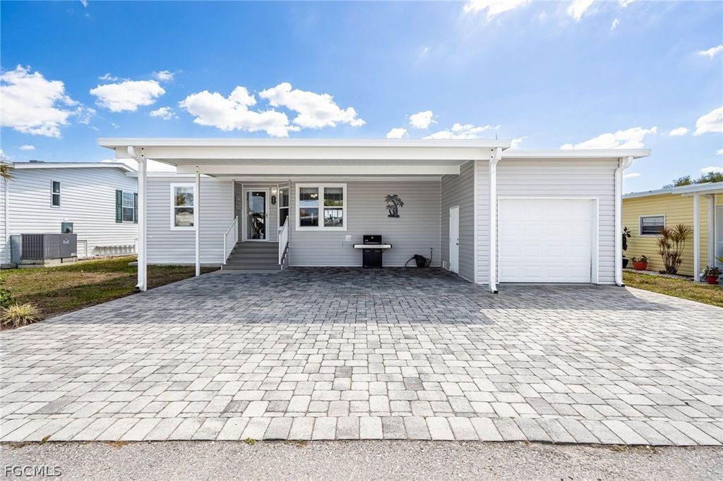 235 Trevino CT, North Fort Myers, FL 33903