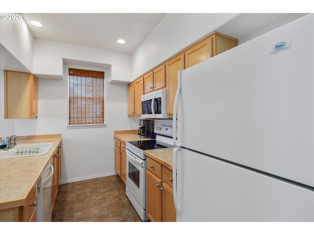 147 Se 9TH Ave, Hillsboro, OR 97123