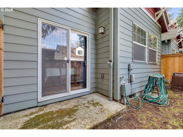 147 Se 9TH Ave, Hillsboro, OR 97123