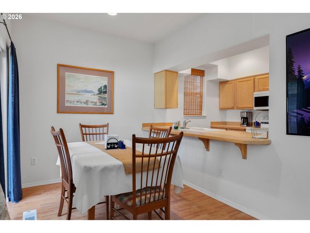 147 Se 9TH Ave, Hillsboro, OR 97123