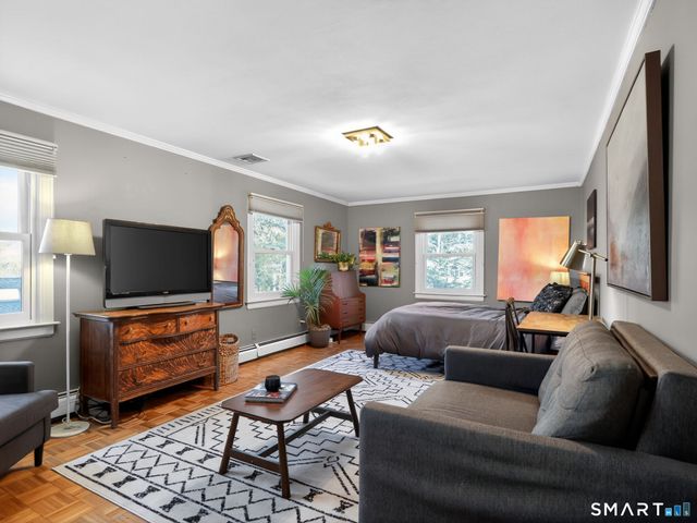 59 Broadfield Road, Hamden, CT 06517