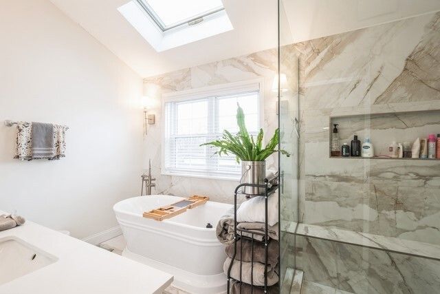 1110 W Wolfram Street 2, Chicago, IL 60657