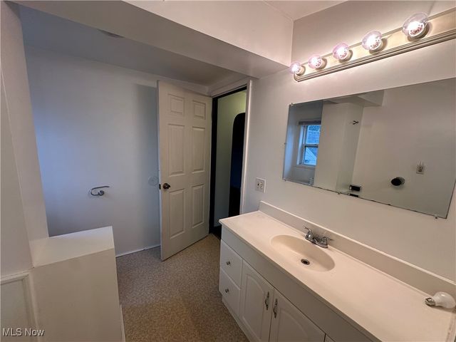 70 Clifton Drive, Boardman, OH 44512