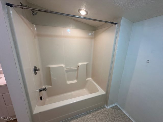 70 Clifton Drive, Boardman, OH 44512