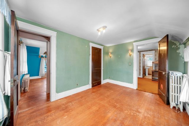 519 Highland Ave, Malden, MA 02148