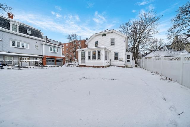 519 Highland Ave, Malden, MA 02148