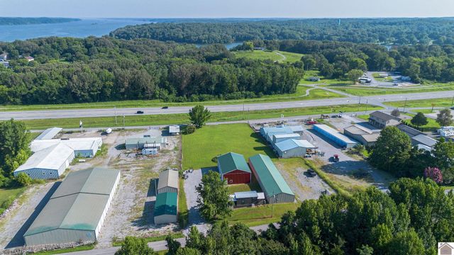 324 Terrace Lane, Cadiz, KY 42211