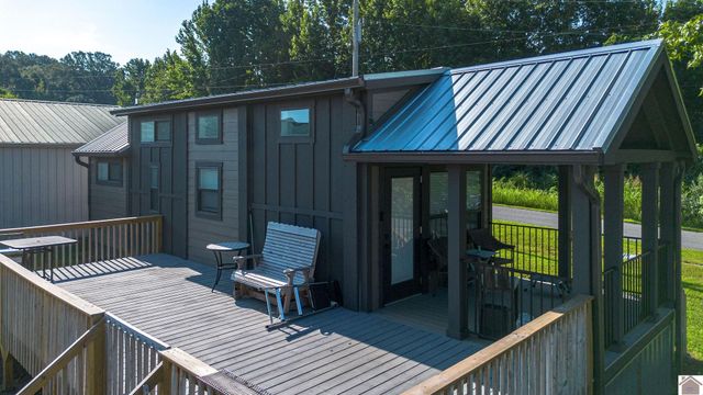 324 Terrace Lane, Cadiz, KY 42211