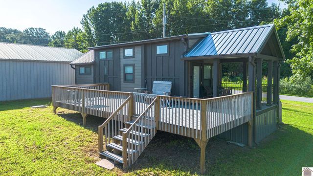 324 Terrace Lane, Cadiz, KY 42211