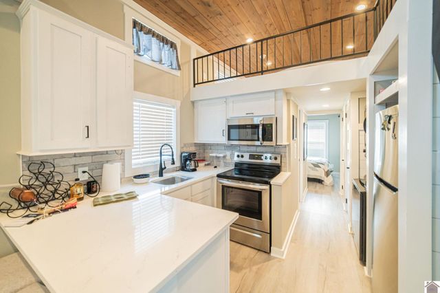 324 Terrace Lane, Cadiz, KY 42211