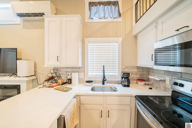 324 Terrace Lane, Cadiz, KY 42211