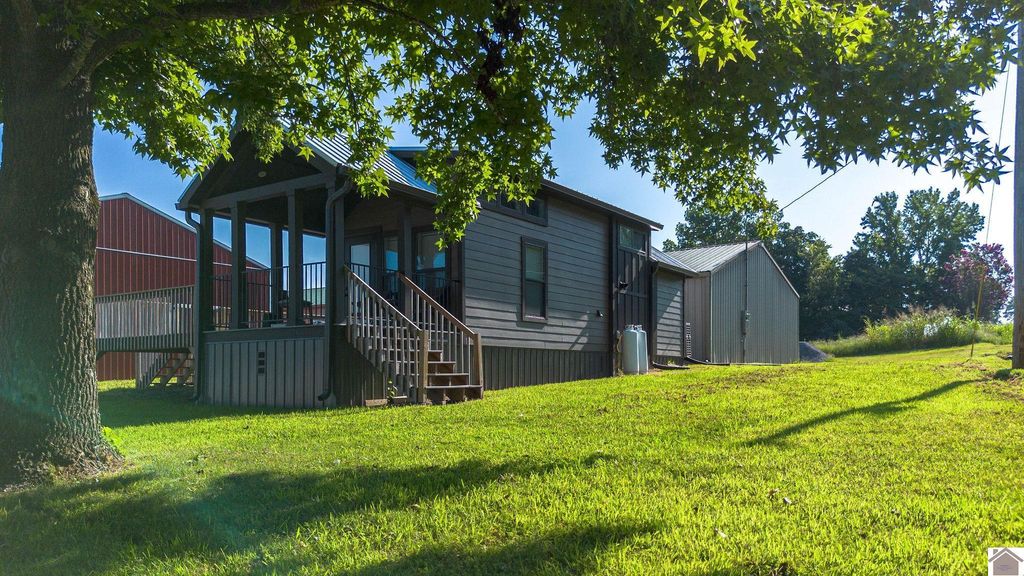 324 Terrace Lane, Cadiz, KY 42211