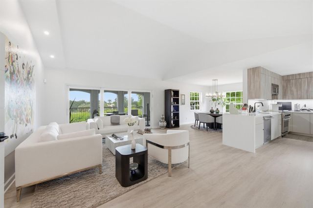 7369 Orangewood Lane, Boca Raton, FL 33433
