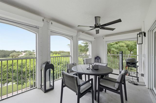 7369 Orangewood Lane, Boca Raton, FL 33433