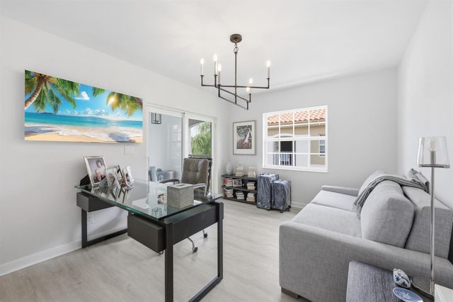 7369 Orangewood Lane, Boca Raton, FL 33433