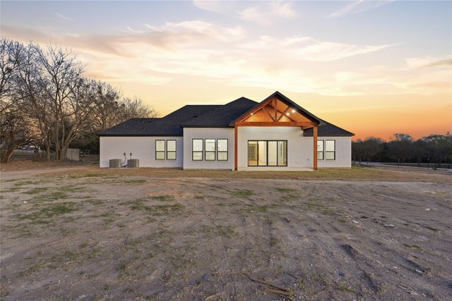 1125 E Malloy Bridge Road, Seagoville, TX 75159