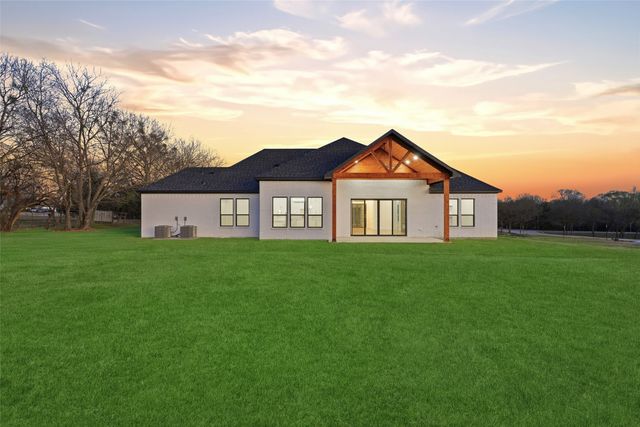 1125 E Malloy Bridge Road, Seagoville, TX 75159