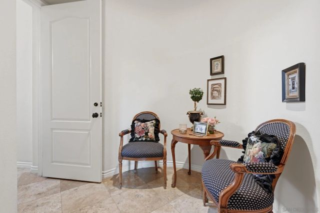 6277 Paseo Privado, Carlsbad, CA 92009