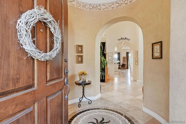 6277 Paseo Privado, Carlsbad, CA 92009