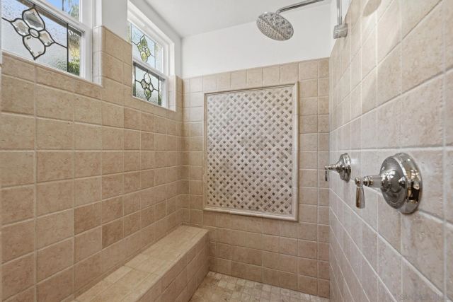 6277 Paseo Privado, Carlsbad, CA 92009