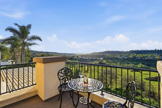 6277 Paseo Privado, Carlsbad, CA 92009