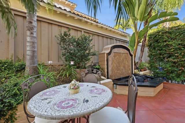 6277 Paseo Privado, Carlsbad, CA 92009