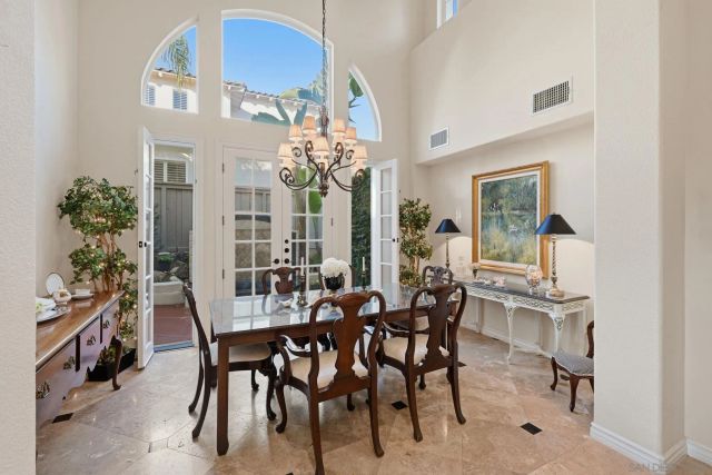 6277 Paseo Privado, Carlsbad, CA 92009