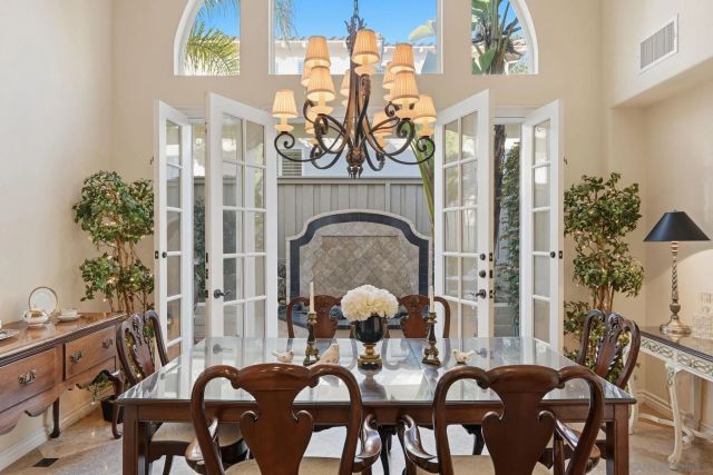 6277 Paseo Privado, Carlsbad, CA 92009