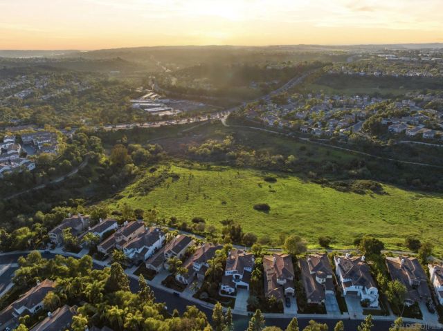 6277 Paseo Privado, Carlsbad, CA 92009