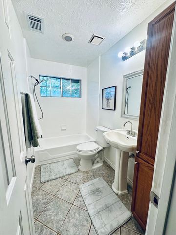 10202 Jockey Club Drive, Houston, TX 77065