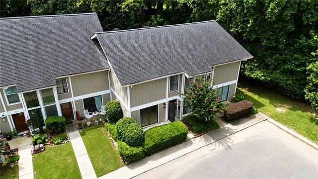 670 Powers Ferry North SE, Marietta, GA 30067