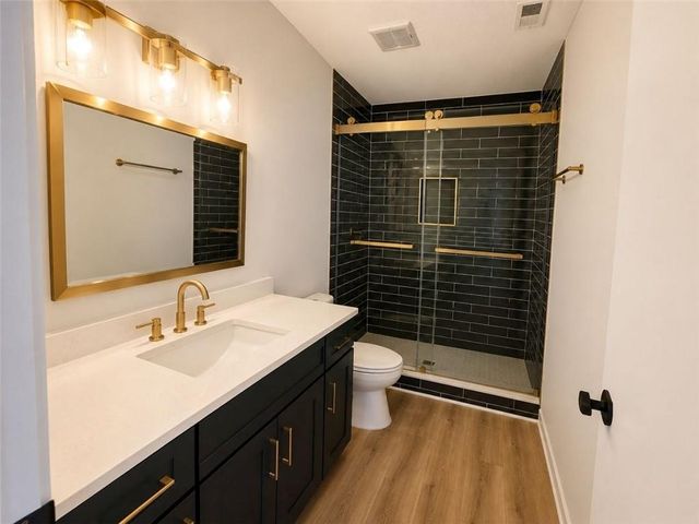 670 Powers Ferry North SE, Marietta, GA 30067