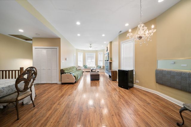 5208 W Washington Boulevard, Chicago, IL 60644