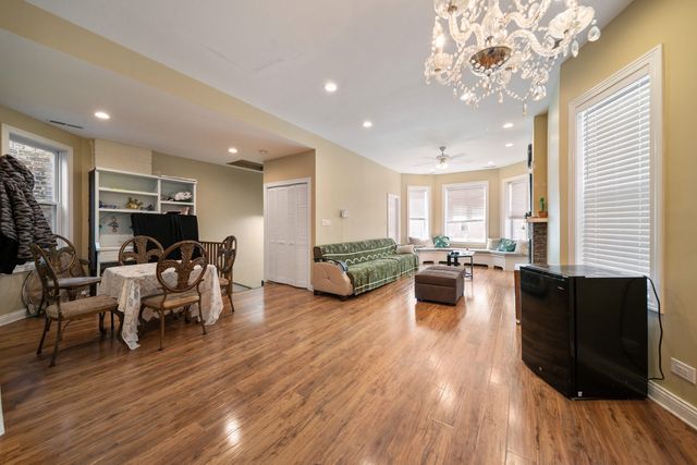 5208 W Washington Boulevard, Chicago, IL 60644