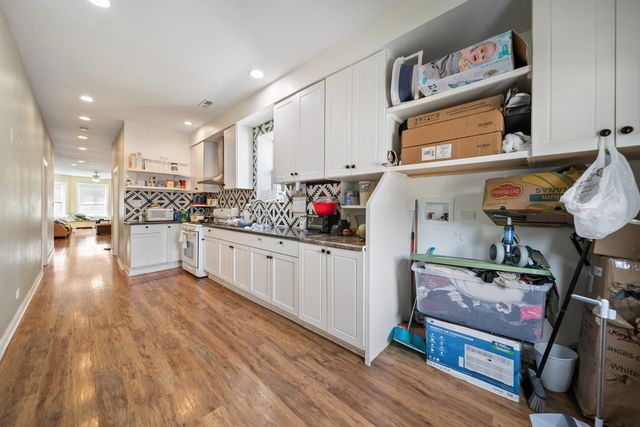 5208 W Washington Boulevard, Chicago, IL 60644