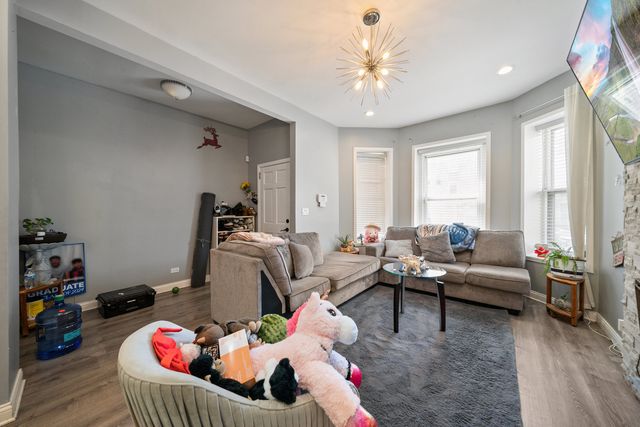 5208 W Washington Boulevard, Chicago, IL 60644
