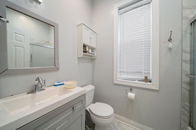 5208 W Washington Boulevard, Chicago, IL 60644