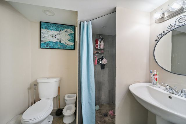 5208 W Washington Boulevard, Chicago, IL 60644