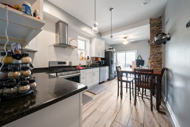 5208 W Washington Boulevard, Chicago, IL 60644