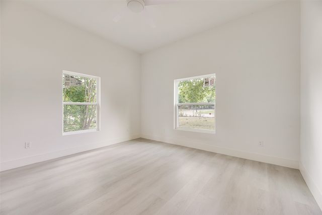 302 Newsom Road, Mesquite, TX 75149