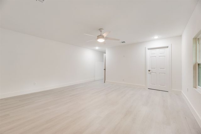302 Newsom Road, Mesquite, TX 75149