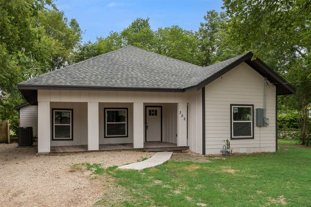 302 Newsom Road, Mesquite, TX 75149