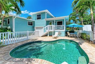 304 74TH STREET B, Holmes Beach, FL 34217