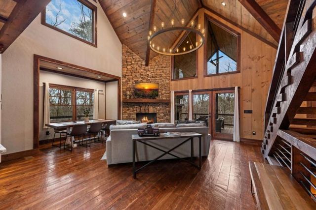 134 Cohutta Overlook Trail, Blue Ridge, GA 30513