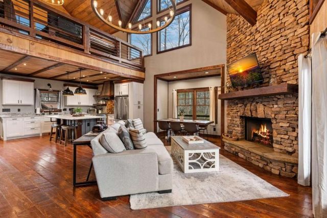 134 Cohutta Overlook Trail, Blue Ridge, GA 30513