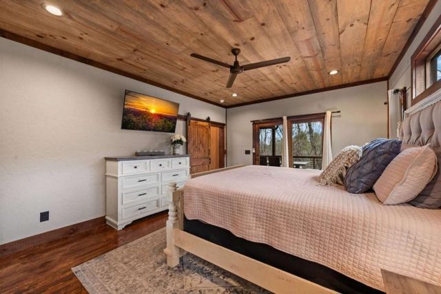 134 Cohutta Overlook Trail, Blue Ridge, GA 30513