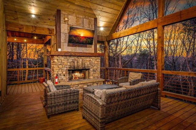 134 Cohutta Overlook Trail, Blue Ridge, GA 30513